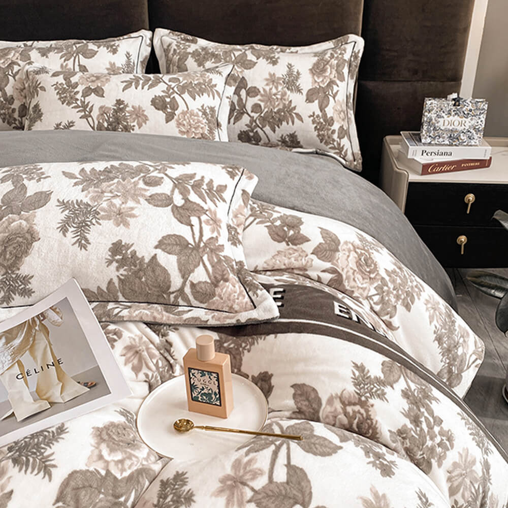Ensemble de draps de lit chaud antistatique en velours de lait de style européen élégant