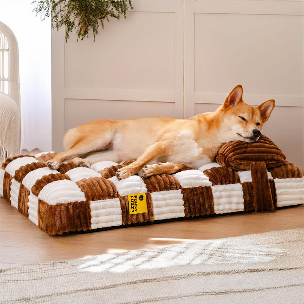 Lit pour chien de soutien orthopédique en échiquier en peluche fait à la main avec oreiller