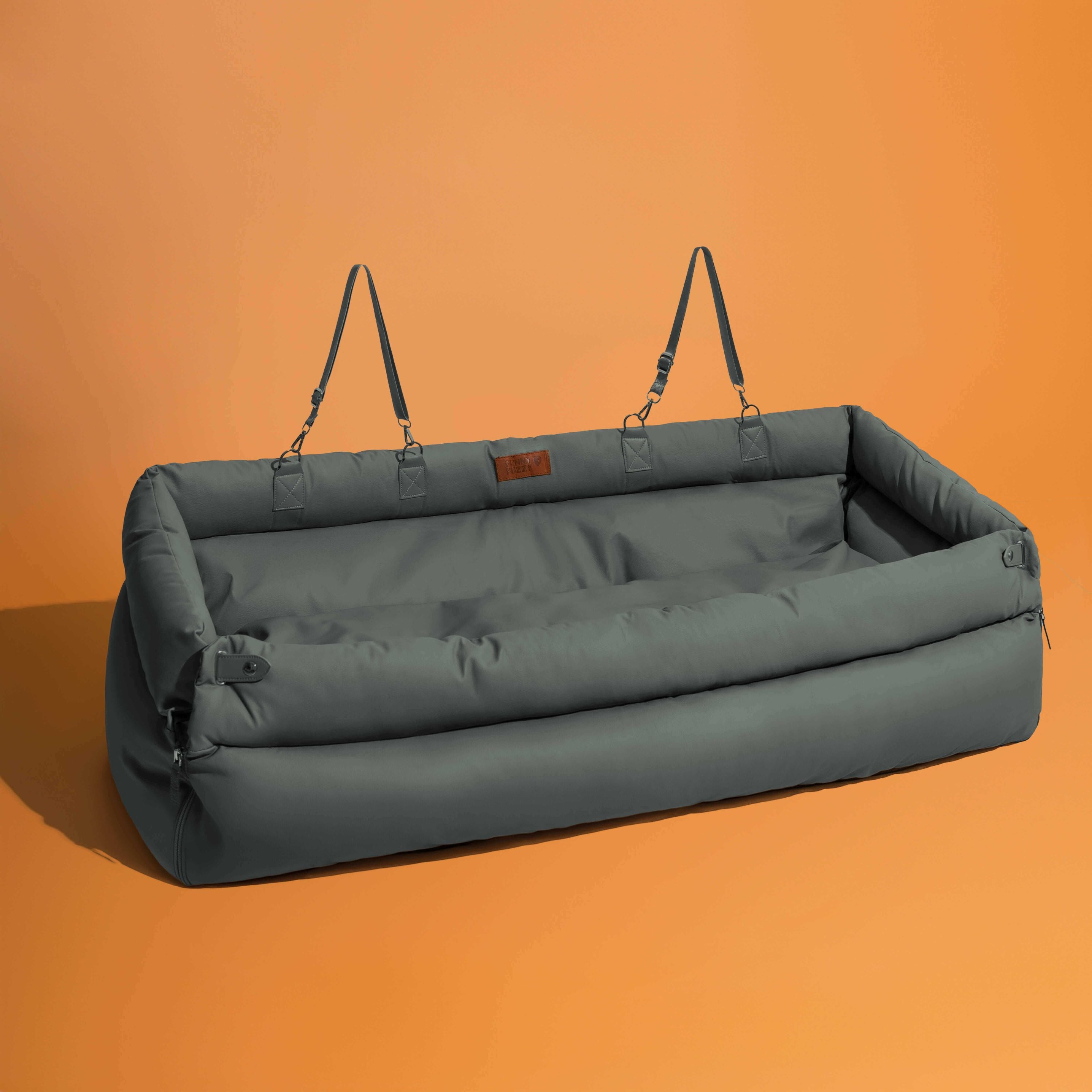 Grand lit rehausseur de siège d'auto pour chien en simili cuir de luxe - Urban Voyager