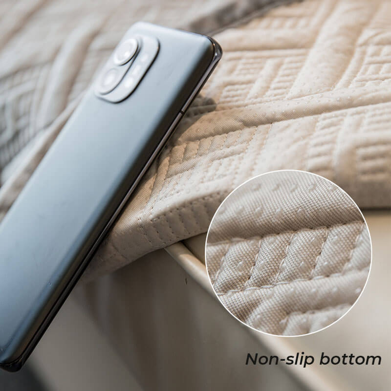 Copertina di divano non slip di velluto trapuntato di lusso