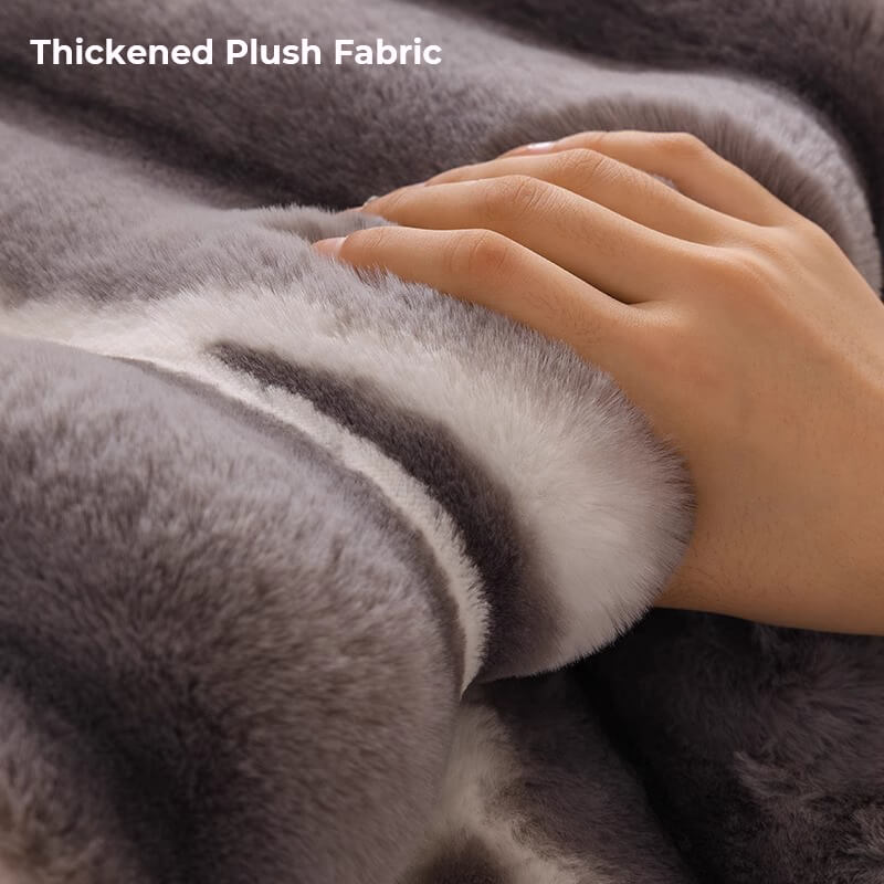 Bellissima copertina di divano peluche a stripe a stripe a gradiente
