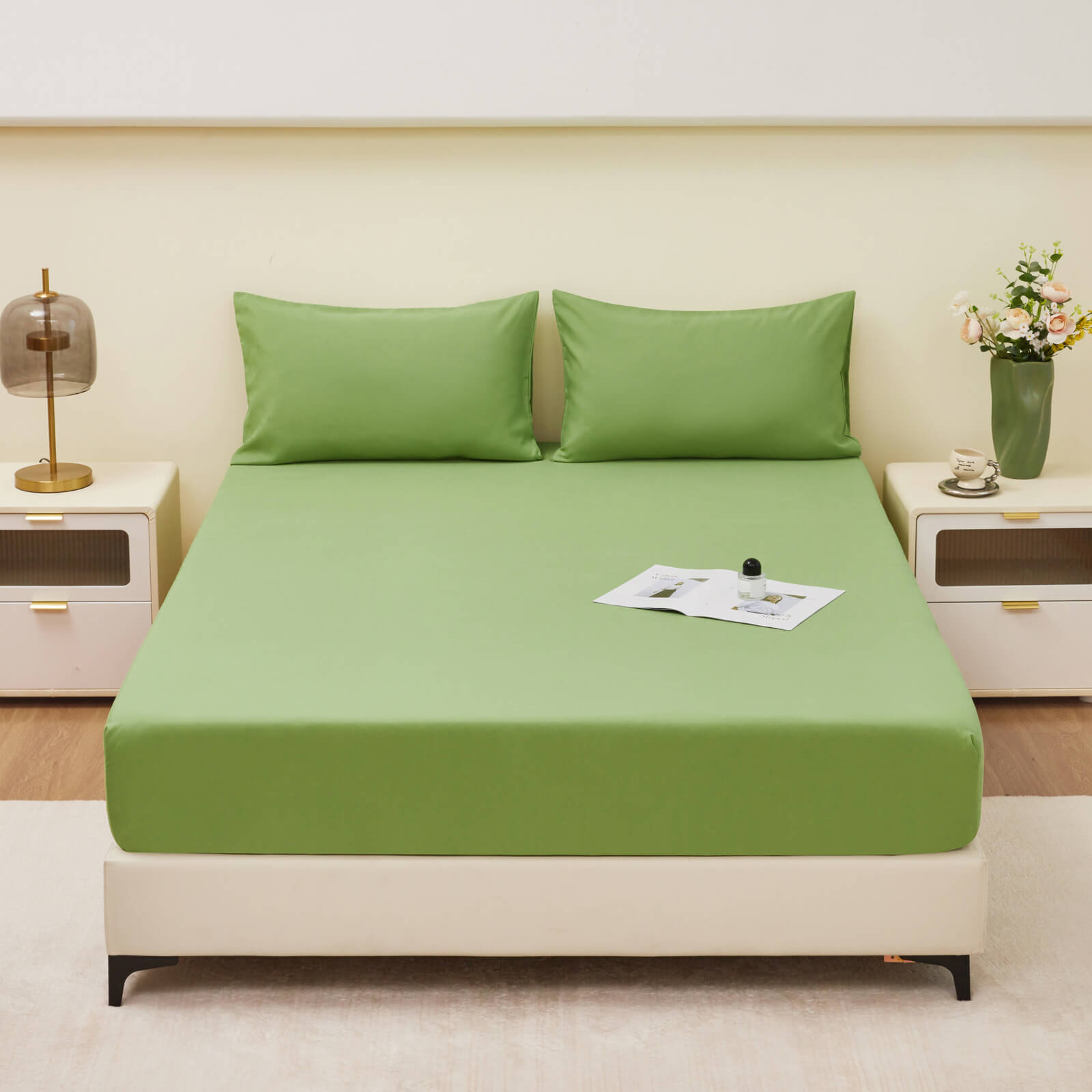 Juego de láminas ajustadas en la piel impermeable