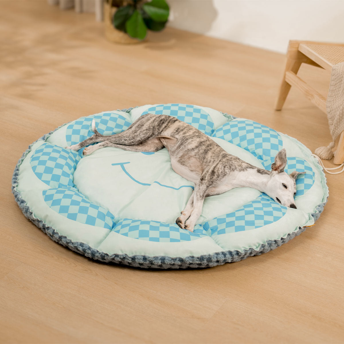 Dual-side Reversible Cooling Mat Round Dog Bed