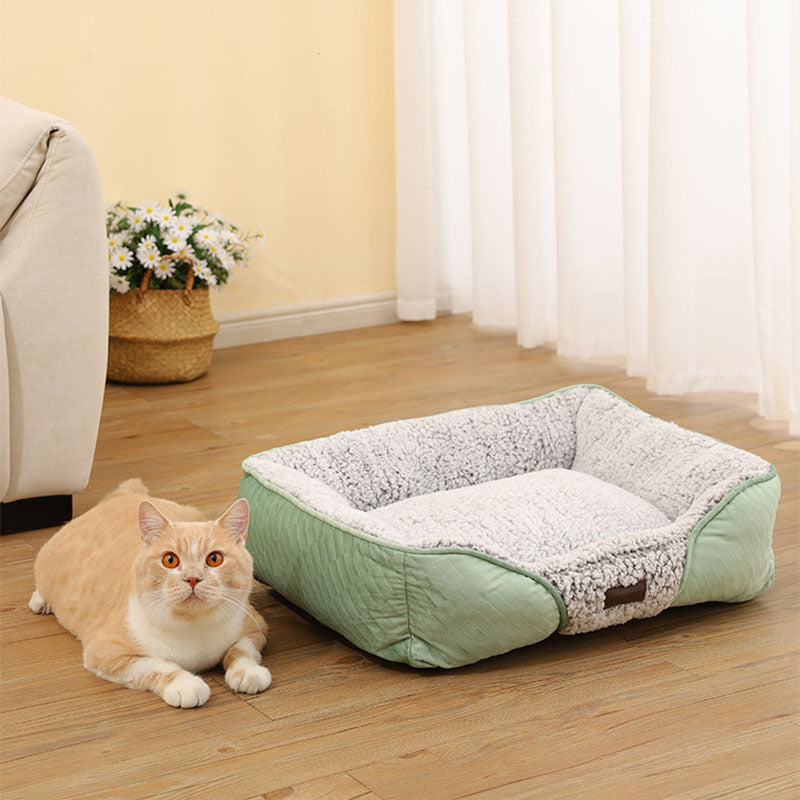 Niche pour chat et lit carré pour chat et chien en polaire Sherpa confortable