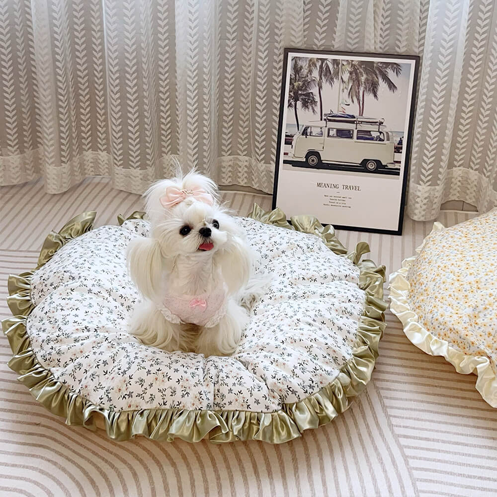 Floral Ruffled All-season Cozy Washable Round Dog Bed