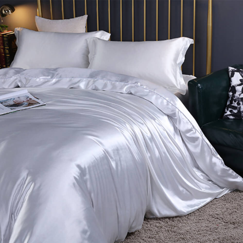 Luxurious Cooling Glossy Double-Sided Satin Bed Sheet Set