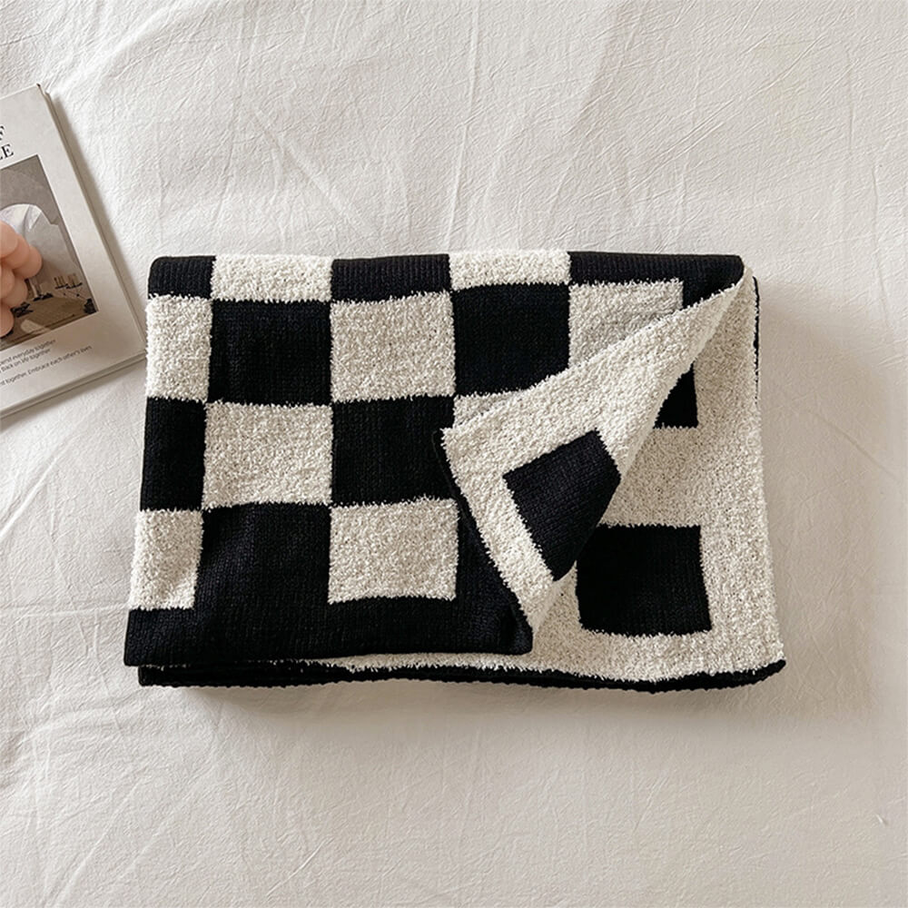 Plush Color-Block Checkerboard Throw Blanket