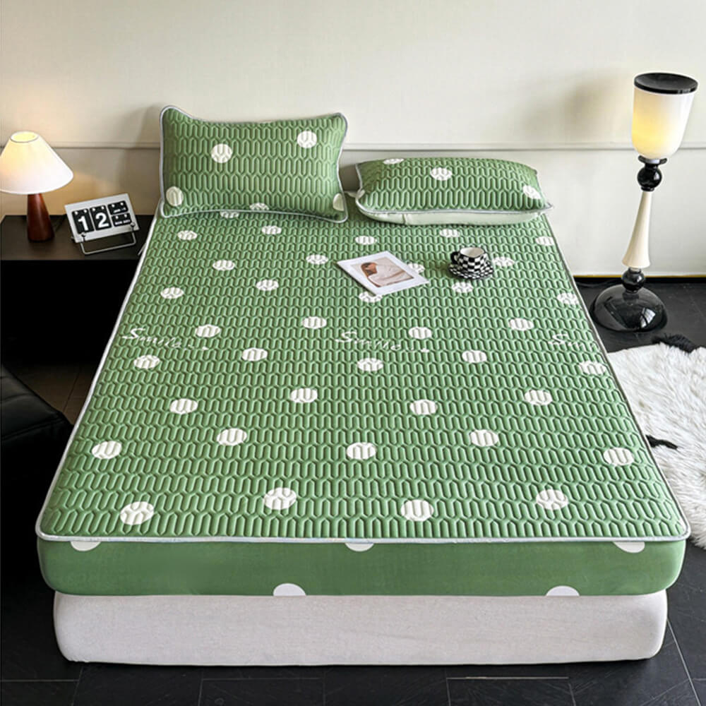 Polka Dot Cooling Latex Quilted Non-Slip Fitted Sheet Mattress Cover