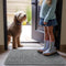 Alfombra de puerta de chenille ultra absorbente de chenille para patas de perros fangosas