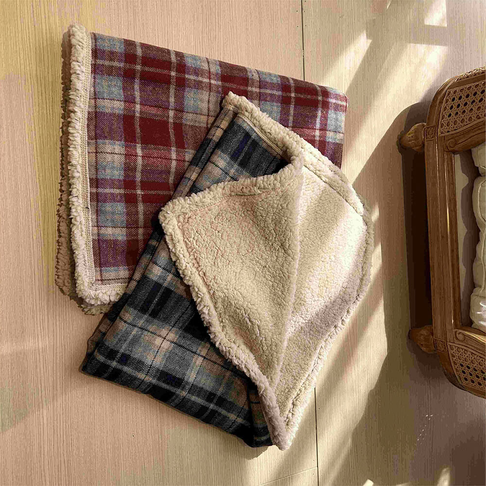 Warm Cozy Plaid Sherpa Fleece Thickened Blanket for Dogs and Cats