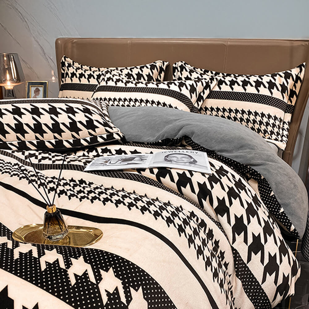 Ensemble de draps de lit chaud antistatique en velours de lait de style européen élégant