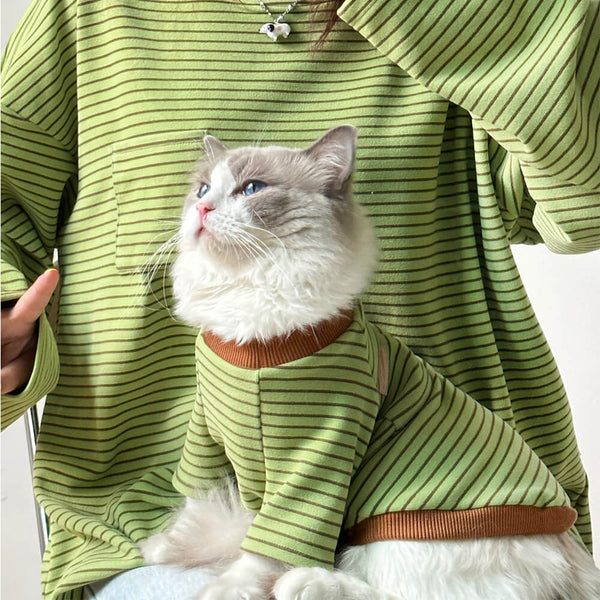 Camiseta retro a rayas a juego para perros y propietarios