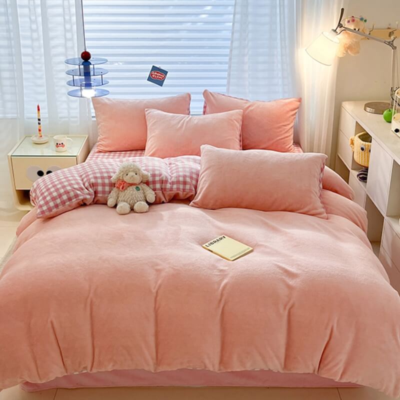 Warm Plush Plaid Skin-Friendly Soft Bed Sheet Set