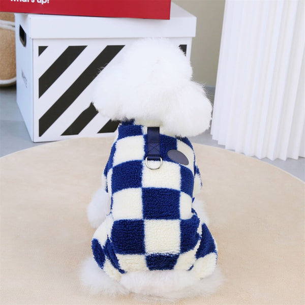 Chaqueta para perros de vellón a cuadros: estilo audaz y calidez para caminatas de invierno